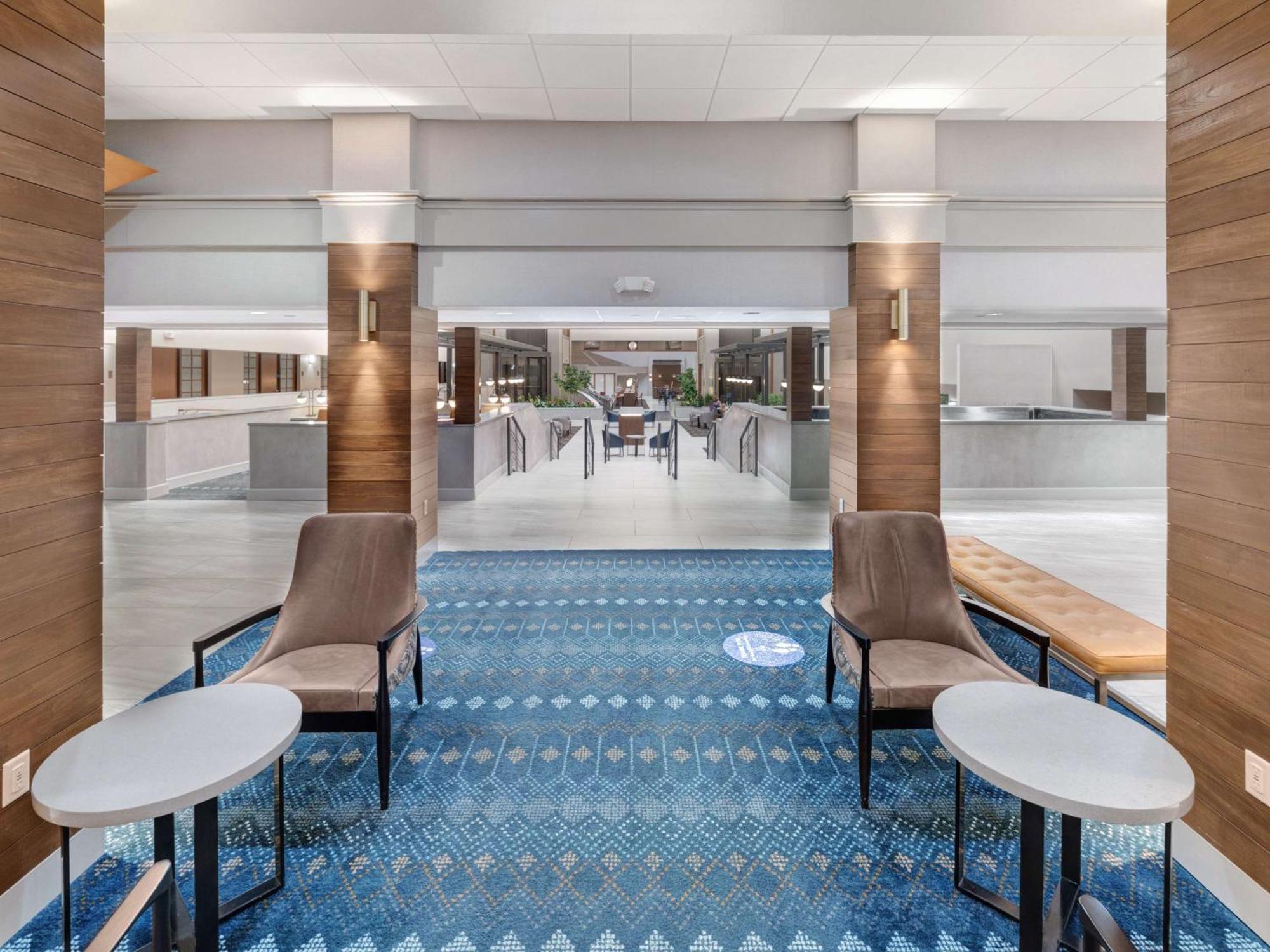 Embassy Suites By Hilton Oklahoma City Will Rogers Airport Экстерьер фото