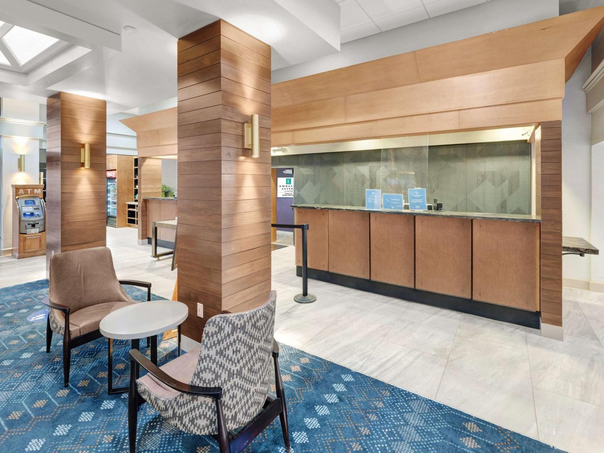Embassy Suites By Hilton Oklahoma City Will Rogers Airport Экстерьер фото