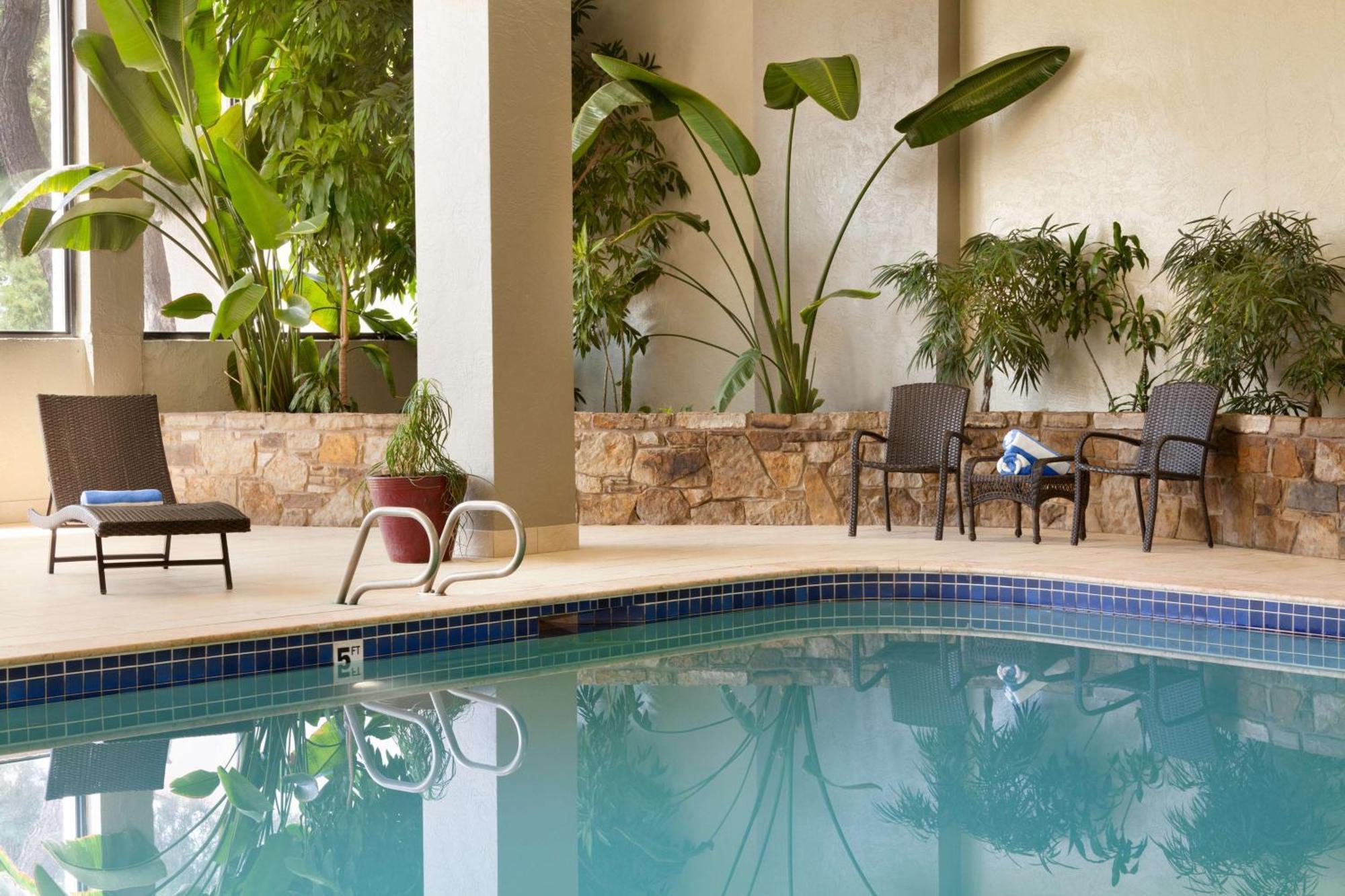 Embassy Suites By Hilton Oklahoma City Will Rogers Airport Экстерьер фото